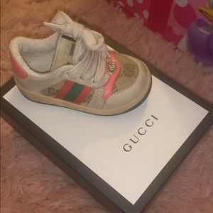 Gucci toddler shoe size 5